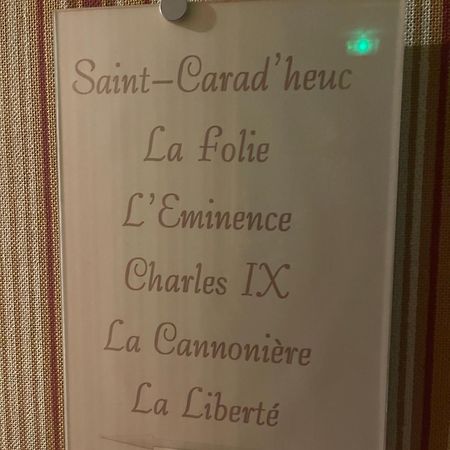 Le Grand Monarque Donzy Hotel ภายนอก รูปภาพ